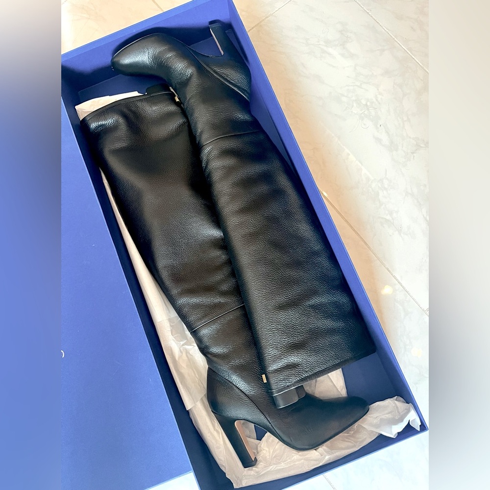Stuart Weitzman New/Never Worn: Edie Over the Knee Boots in Black, Size 7.5